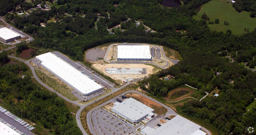 More Photos Of 1601 Cherokee Pky, Acworth Distribution For Lease