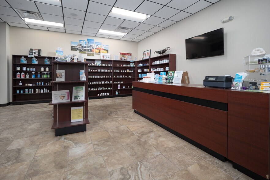 More Photos Of 4200 Carriage Way, Weatherford Medical For Lease
