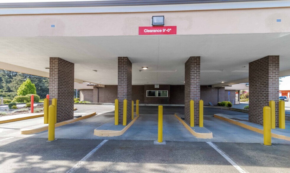 More Photos Of 2424 Mildred St W, University Place General Retail For Sale