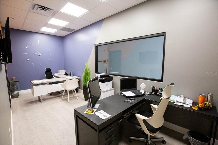 More Photos Of 1700 35th St, Orlando Warehouse For Lease