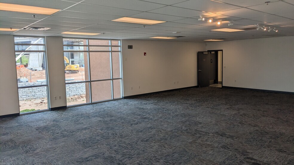 More Photos Of 912 W 1600 S, St George Unknown For Lease