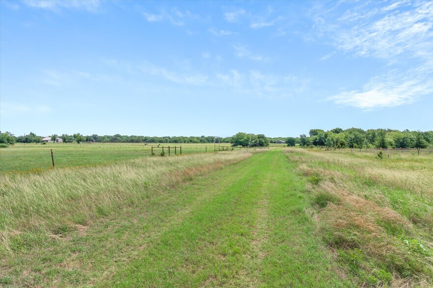 More Photos Of 1745 FM 2737, Lone Oak Land For Sale
