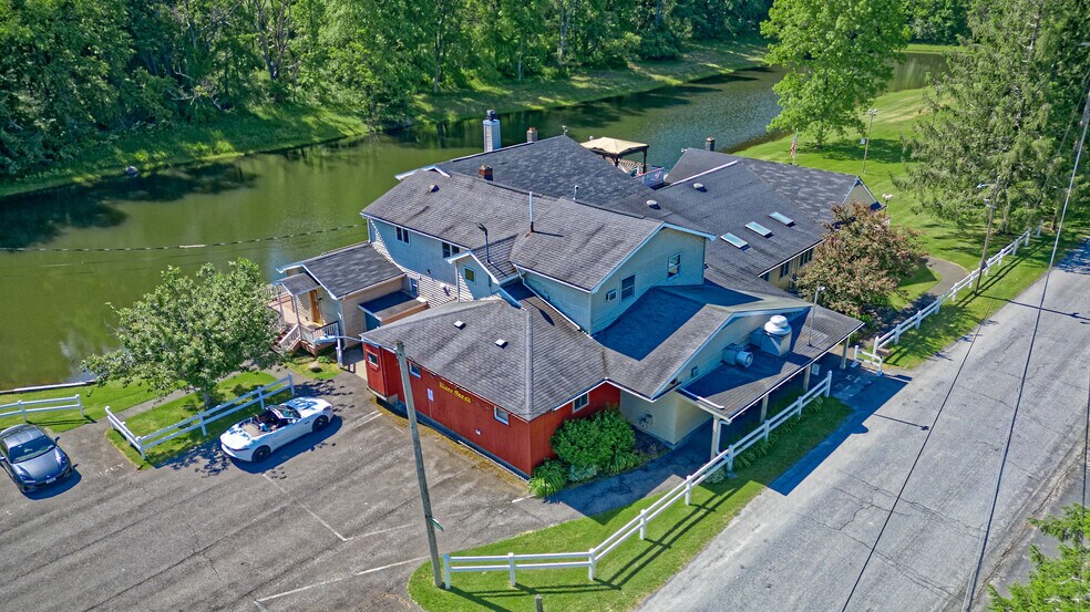 More Photos Of 160 Creamery Rd, Greenville Specialty For Sale