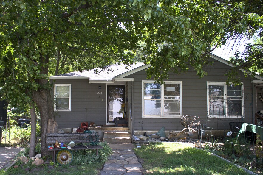 More Photos Of 1701 S Roosevelt St, Wichita Multifamily For Sale