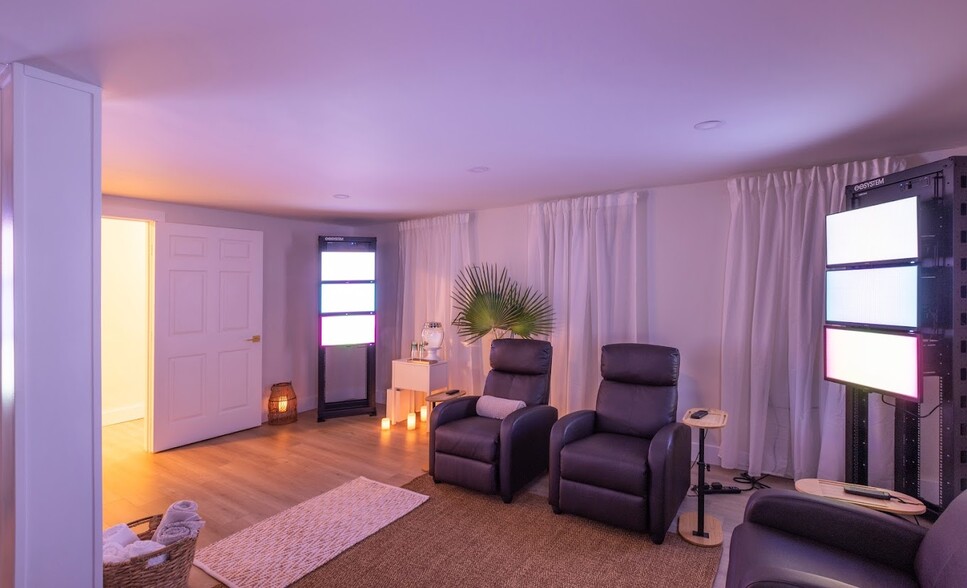 More Photos Of 4928 S Le Jeune Rd, Coral Gables Freestanding For Lease