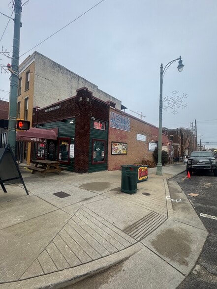 More Photos Of 346 N Main St, Memphis Restaurant For Sale