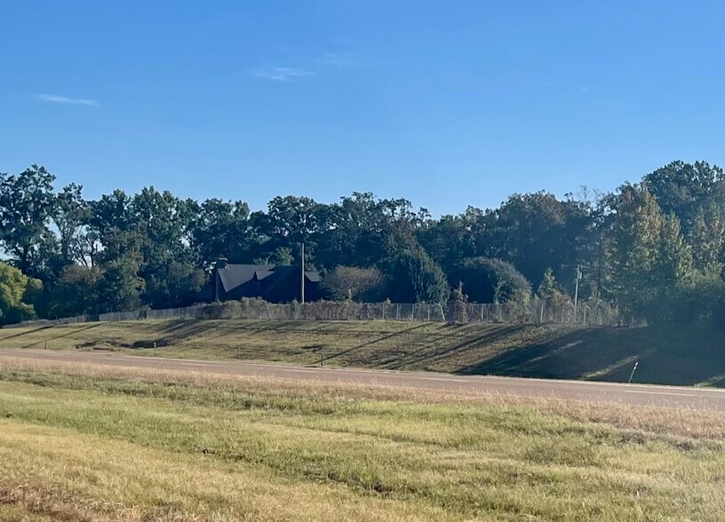More Photos Of 415 Business Park, Gluckstadt Land For Sale