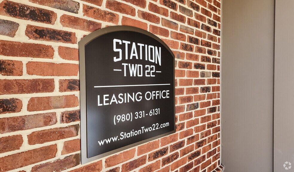 More Photos Of 222 S Main St, Mooresville Apartments For Sale