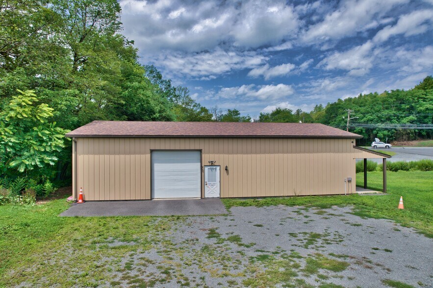 More Photos Of 105 Bennett Ave, Milford Specialty For Sale