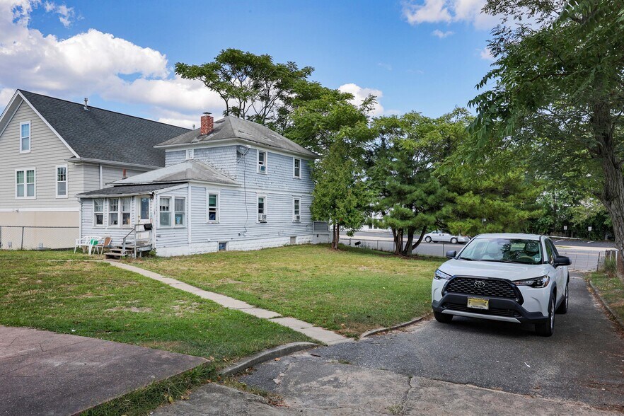 More Photos Of 1807 Main St, Lake Como Land For Sale