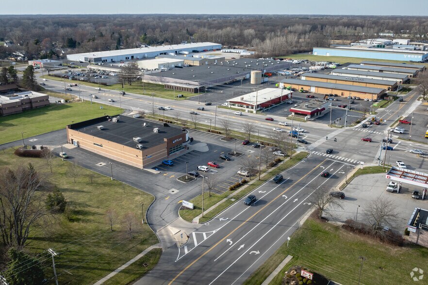 More Photos Of 7225 Airport Hwy, Holland Drugstore For Sale