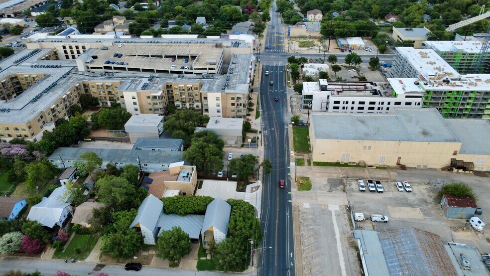 More Photos Of 900 W North Loop Blvd, Austin Loft Creative Space For Sale