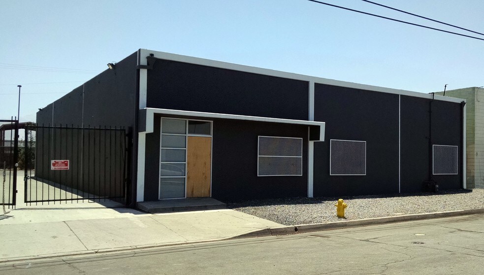 More Photos Of 120-124 W 157th St, Gardena Warehouse For Sale