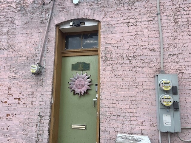 More Photos Of 7323-7329 S Broadway, Saint Louis Storefront Retail Office For Sale