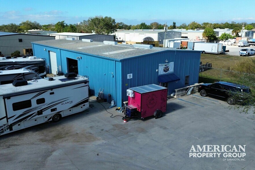 More Photos Of 1323 20th Ave, Palmetto Warehouse For Lease