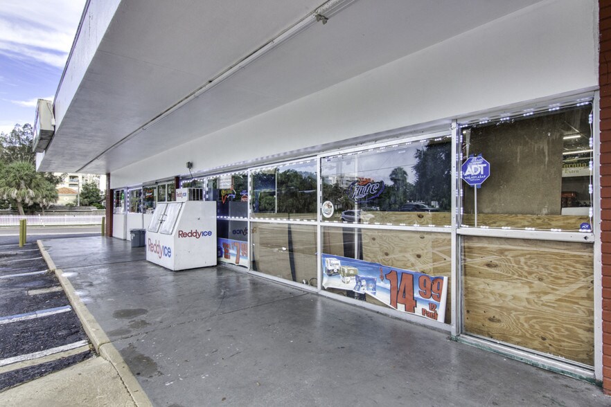 More Photos Of 701 N Fort Harrison Ave, Clearwater Freestanding For Sale