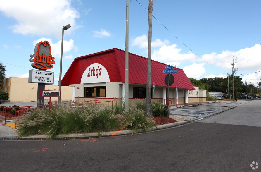 Primary Photo Of 1920 Gulf To Bay Blvd, Clearwater Fast Food For Lease