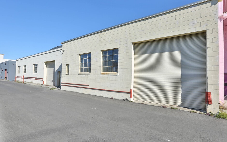 More Photos Of 940 S Amphlett Blvd, San Mateo Manufacturing For Lease