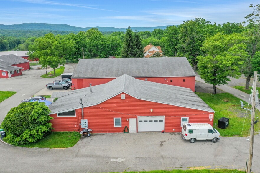 More Photos Of 269 Stone Schoolhouse Rd, Bloomingburg Warehouse For Sale
