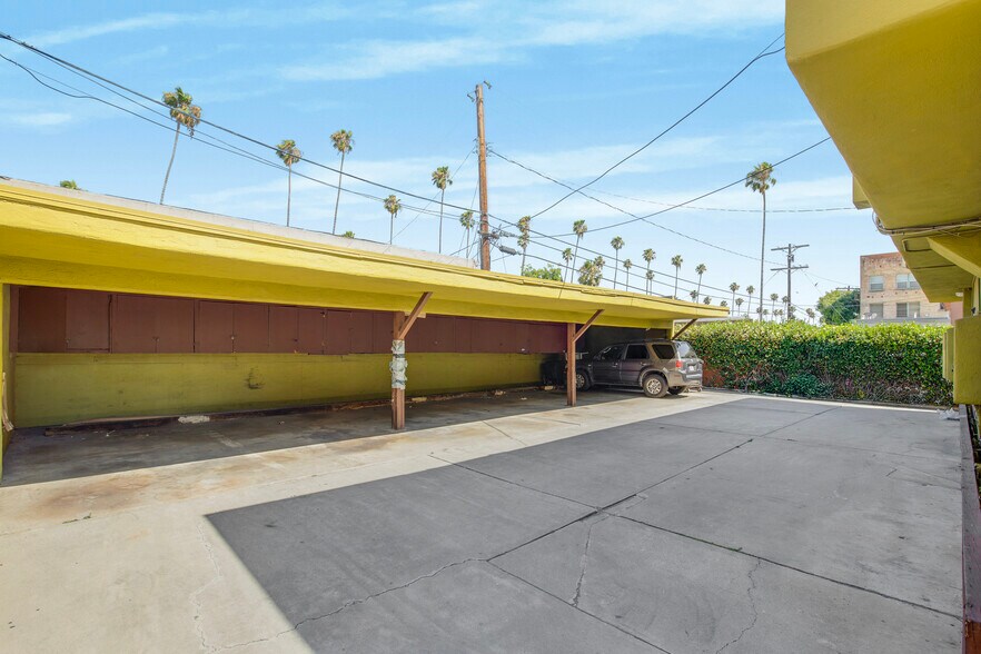 More Photos Of 1646 N Harvard Blvd, Los Angeles Apartments For Sale