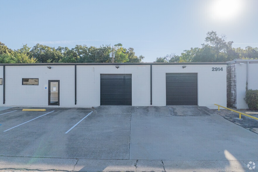 More Photos Of 2911 Edith Ln, Haltom City Unknown For Lease