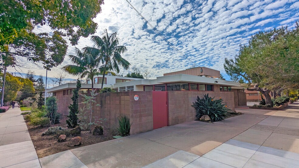 More Photos Of 101 W Arrellaga St, Santa Barbara Medical For Sale
