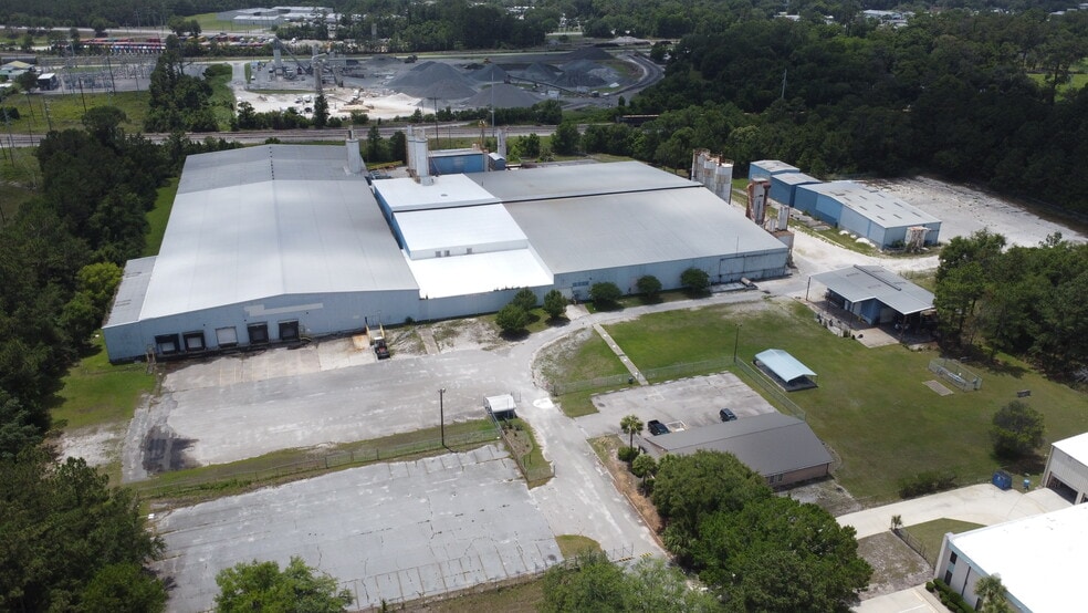 More Photos Of 2100 Line St, Brunswick Industrial For Sale