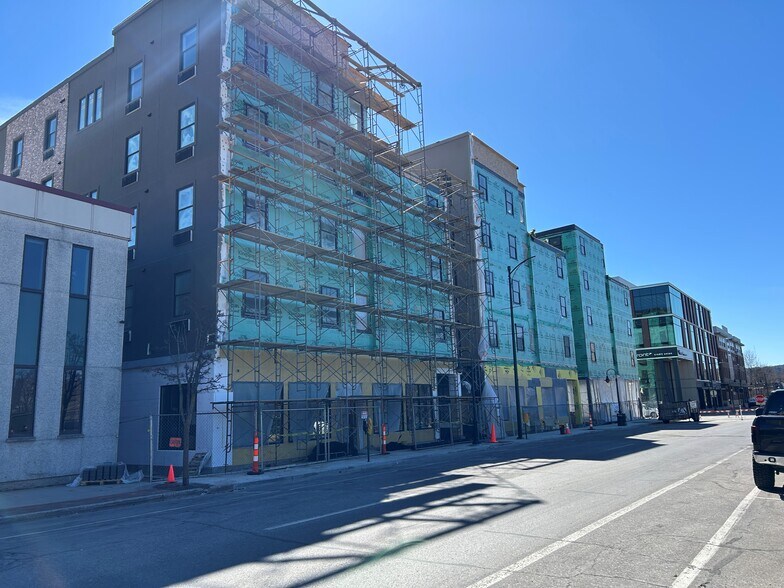 More Photos Of 141 W Front St, Traverse City Apartments For Lease