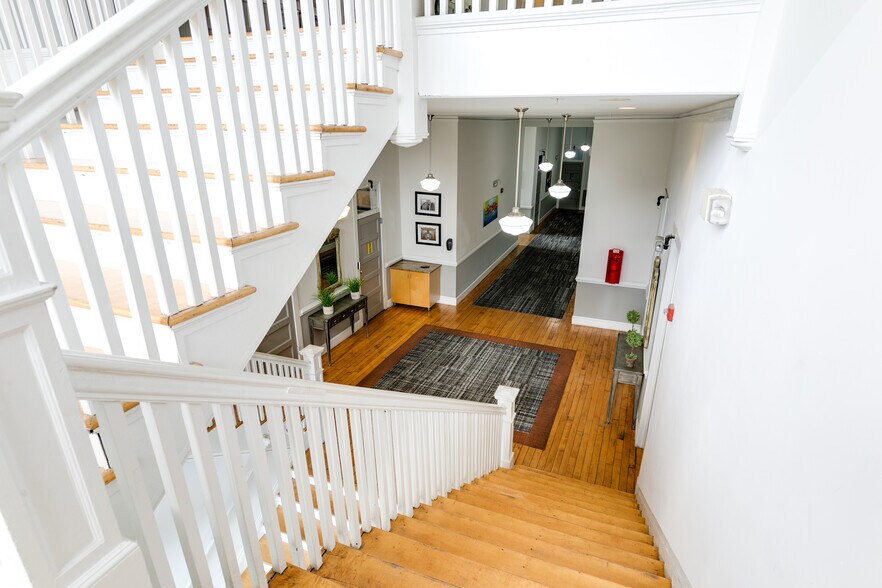More Photos Of 141 E Wythe St, Petersburg Apartments For Sale