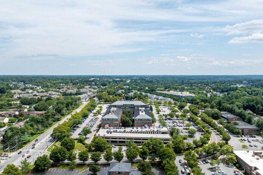 More Photos Of 25 Crossroads Dr, Owings Mills Medical For Lease