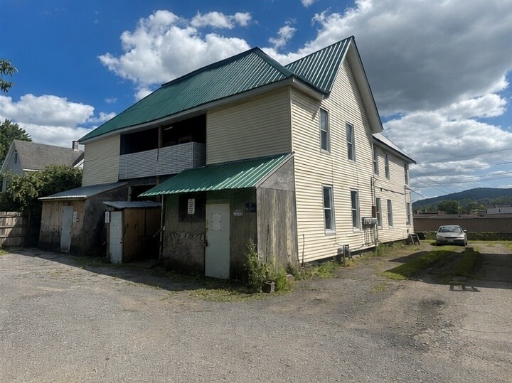 More Photos Of 99 Robinson St, Binghamton Multifamily For Sale