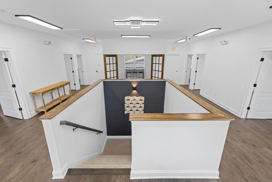More Photos Of 402 Cane Creek Landing Rd, Seneca Office For Lease