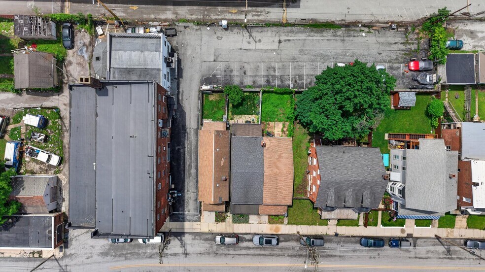 More Photos Of 22 N State St, York Multifamily For Sale