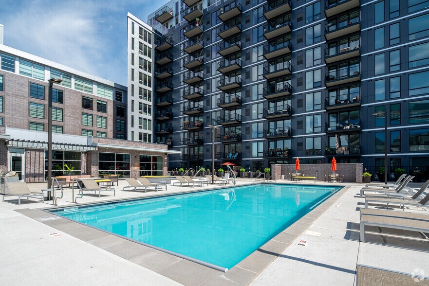 More Photos Of 811 Washington Ave S, Minneapolis Apartments For Lease