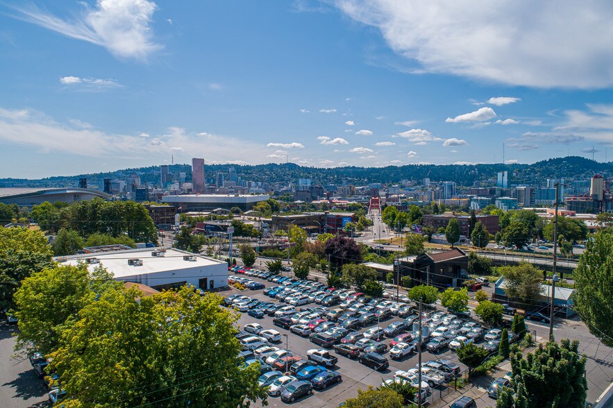 More Photos Of 45-57 NE Hancock St, Portland Light Manufacturing For Lease