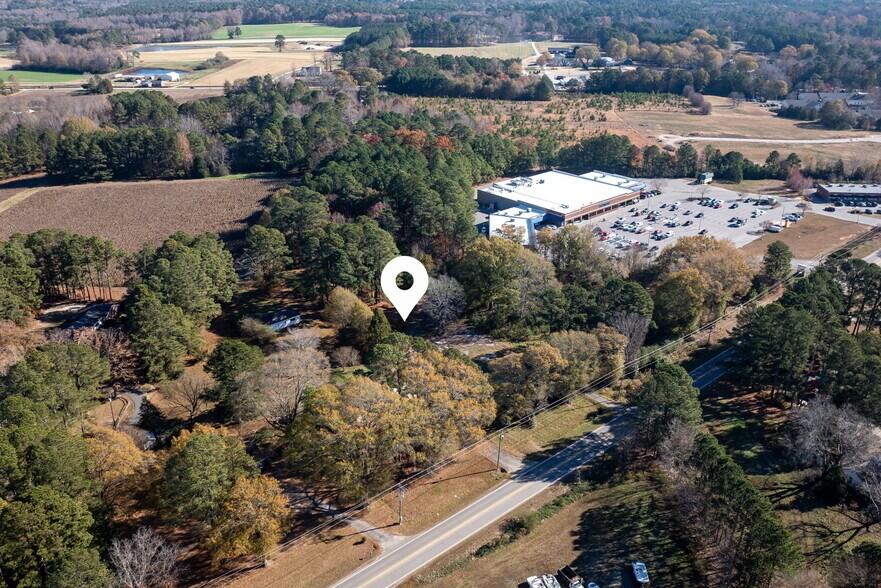 More Photos Of 2721 Wendell Blvd, Wendell Medical For Lease