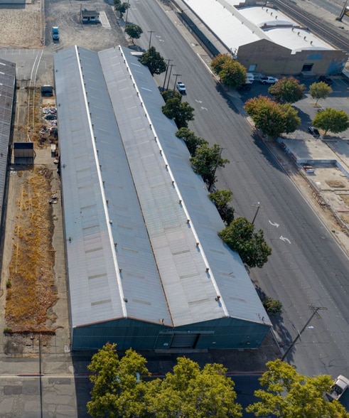 More Photos Of 492 S Golden State Blvd, Turlock Warehouse For Sale