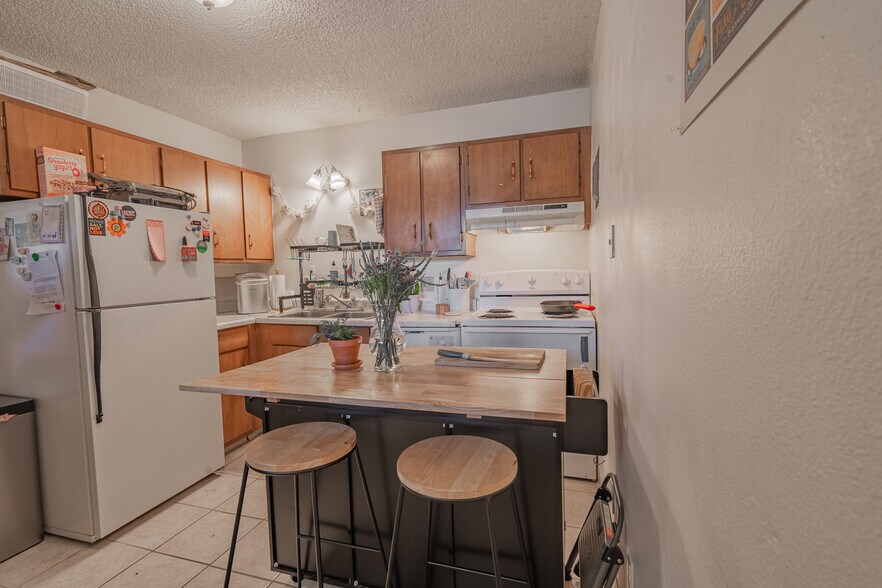 More Photos Of 1380 19th St, Boulder Apartments For Sale