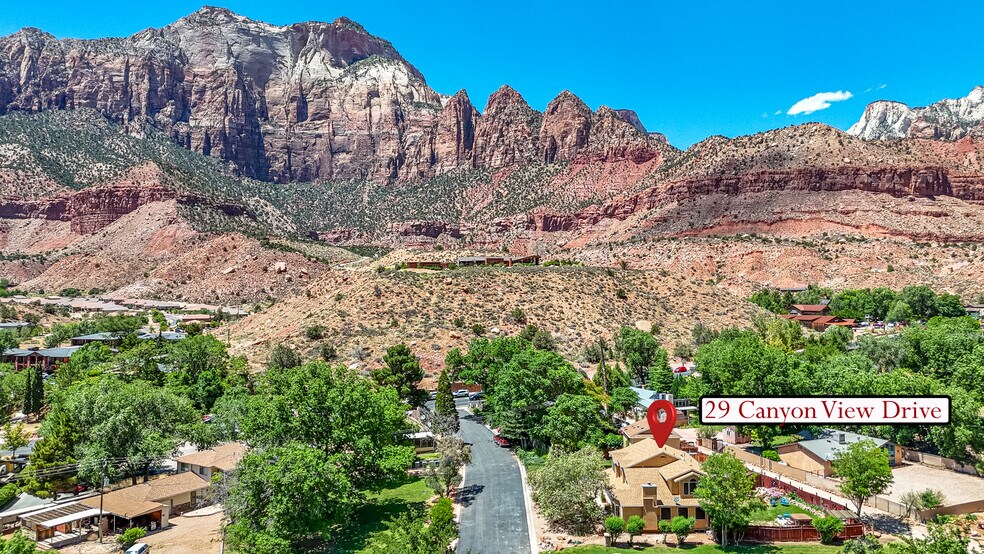 More Photos Of 29 Canyon View Dr, Springdale Hospitality For Sale