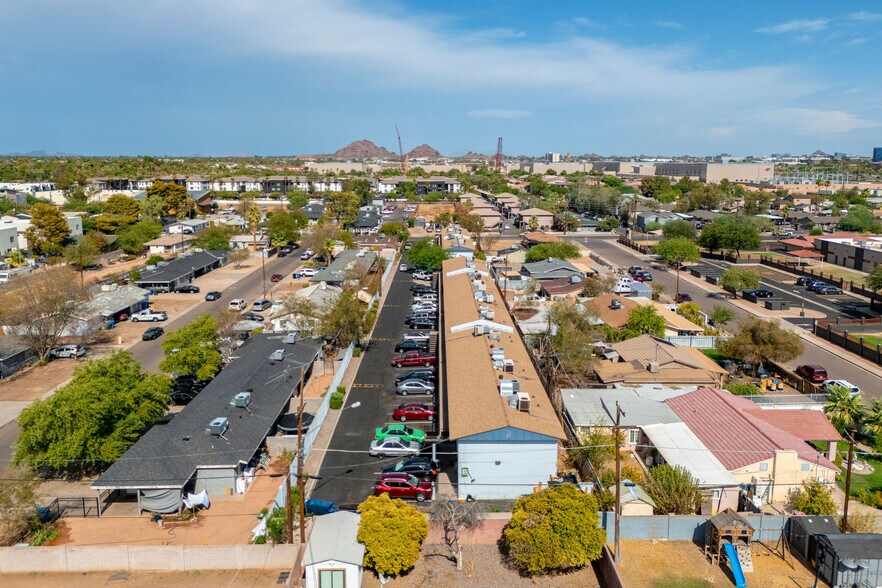 More Photos Of 1412 N 35th St, Phoenix Apartments For Sale