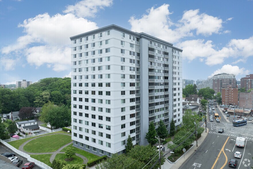 More Photos Of 1 Strawberry Hill Ave, Stamford Apartments For Lease