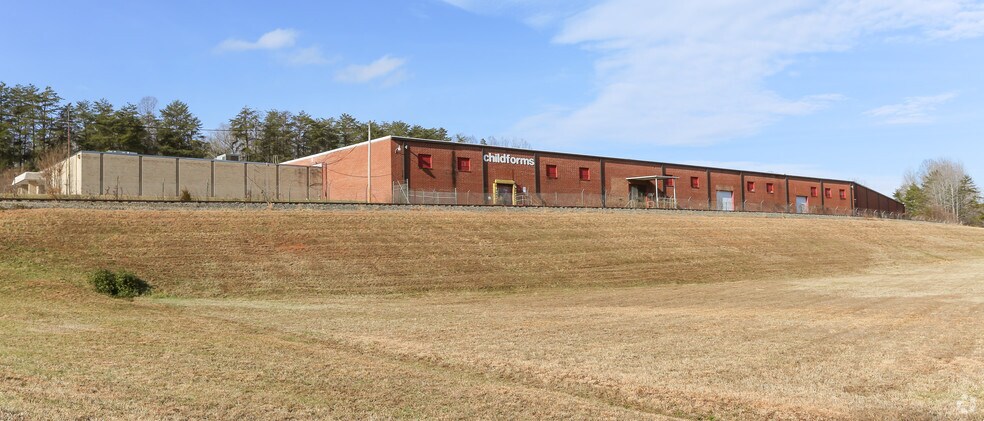 Primary Photo Of 2040 Norwood St, Lenoir Warehouse For Lease