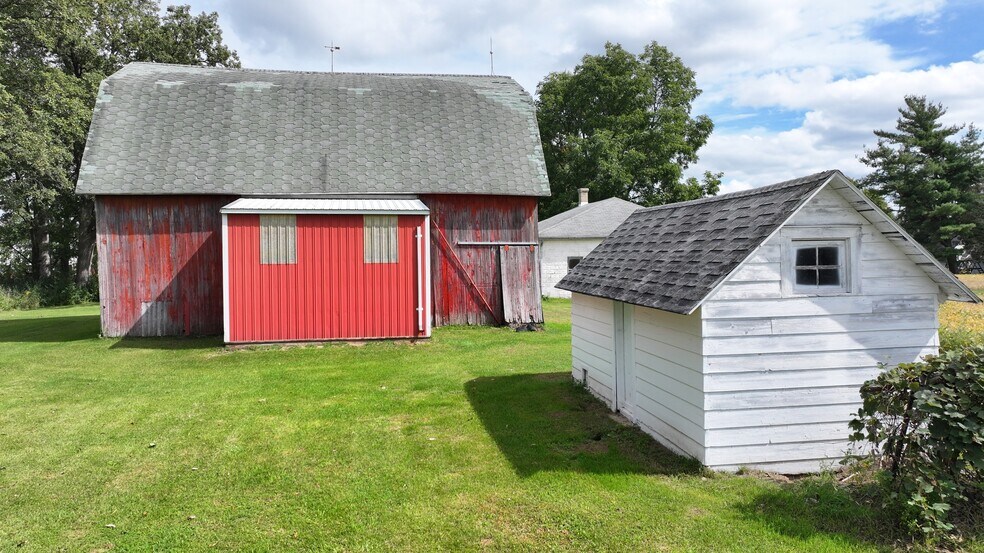 More Photos Of 11250 Dixie Hwy, Birch Run Land For Sale
