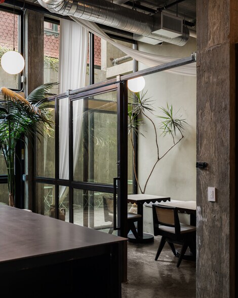 More Photos Of 454 13th St, San Diego Apartments For Sale