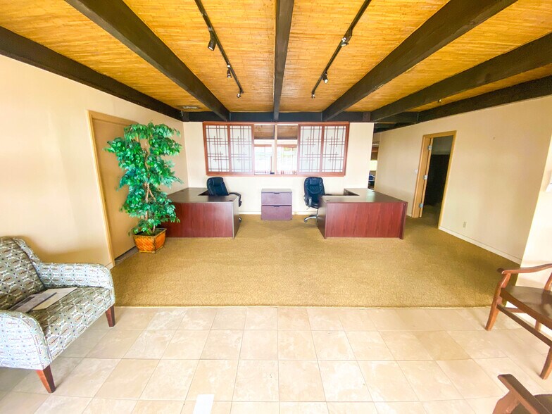 More Photos Of 3621-3629 N Sepulveda Blvd, Manhattan Beach Storefront Retail Office For Lease