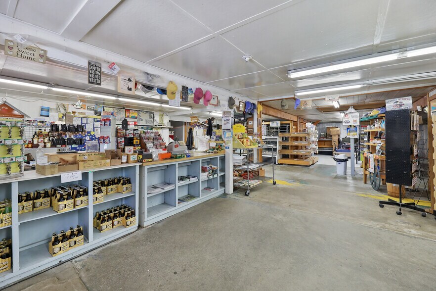 More Photos Of 1570 N Main St, Otis Restaurant For Sale