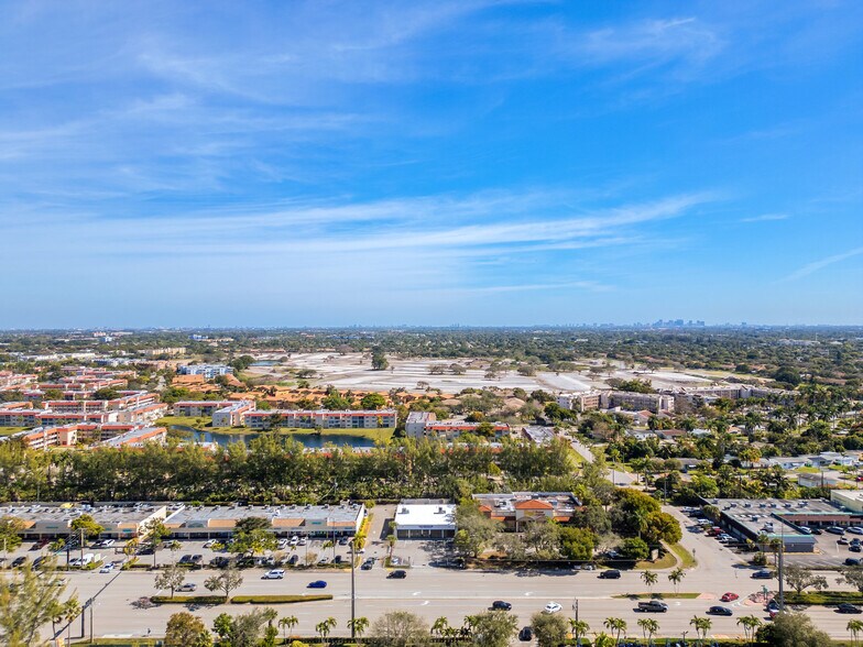 More Photos Of 2698 N University Dr, Fort Lauderdale Freestanding For Lease