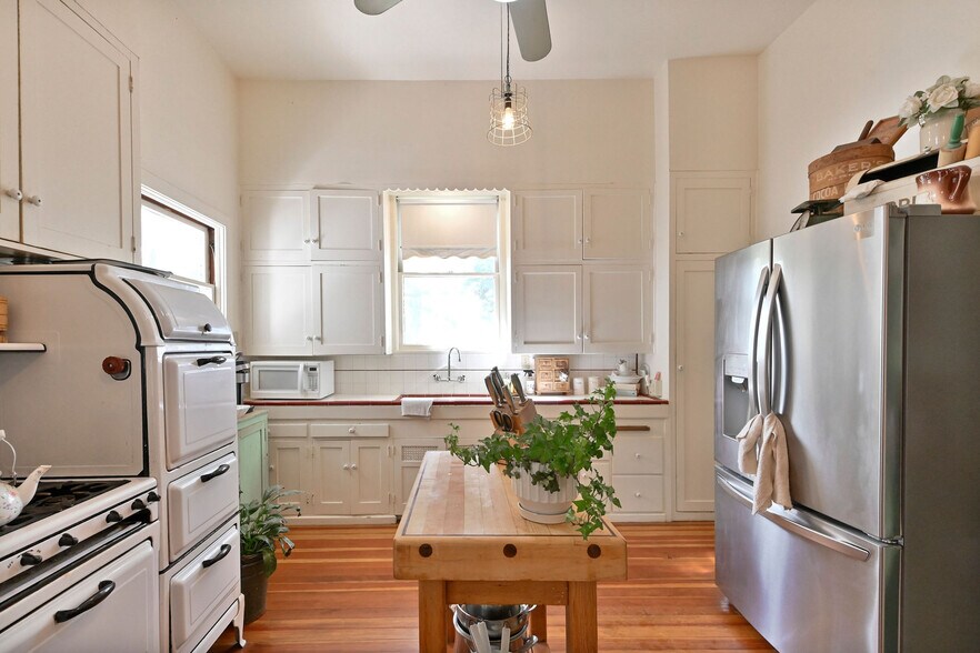 More Photos Of 68 Church Hill Rd, San Andreas Flex For Sale