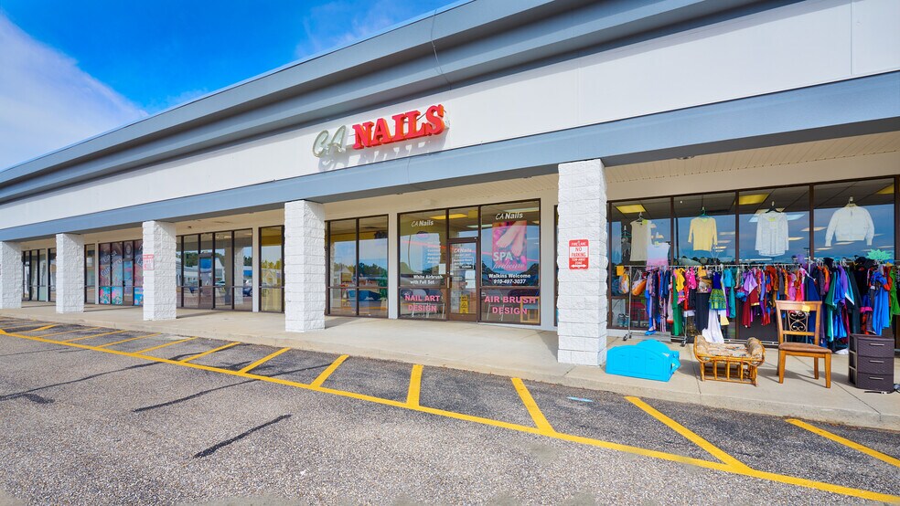 More Photos Of 1109-1195 N Bragg Blvd, Spring Lake Convenience Store For Sale