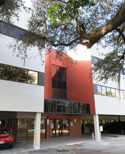 Primary Photo Of 3745 Broadway, Fort Myers Medical For Lease